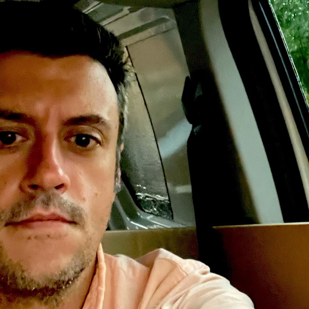 Meet your Posher, Robert